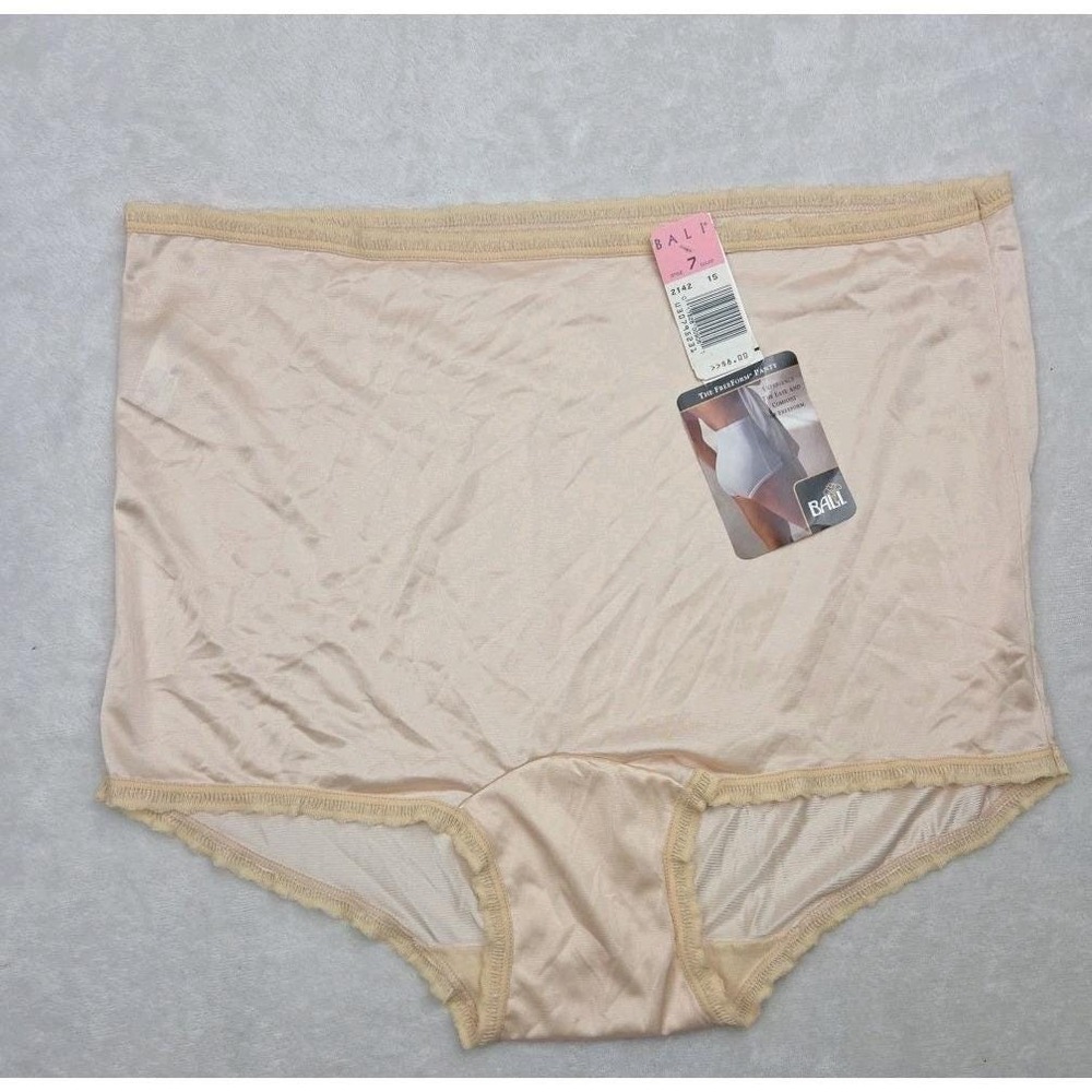 Vintage NEW Bali Freeform Panty Nylon Brief Pinup 2142 Beige Nude Size 7 Large